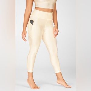 Oasis PureLuxe High-Waisted Shine 7/8 Legging in Buttercream